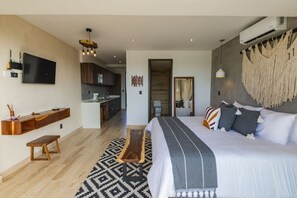 Desk, iron/ironing board, travel crib, WiFi