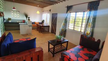 2 bedrooms, down duvets, in-room safe, blackout curtains