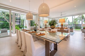 Dining room - Villa Sunsara 4 (Canggu)
