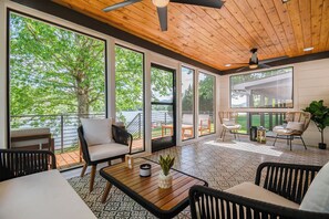 2BR + 2.5BA Lake Chatuge Front Cabin W/ Mountain Views! | Terrace/patio - Tranquille Resort (Hiawassee)