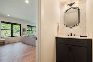 2BR + 2.5BA Lake Chatuge Front Cabin W/ Mountain Views! | Bathroom