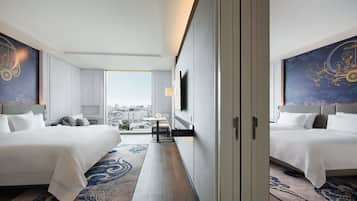 Premium Connecting | 2 bedrooms, minibar, in-room safe, soundproofing