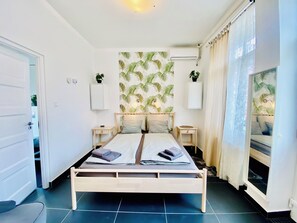1 chambre, Wi-Fi gratuit, draps fournis