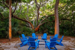 Property grounds - Chasing Waves-Private Pool-Luxury On Edisto-Pets (Edisto Island)