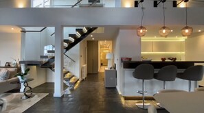 Interior - Captivating 4-bed Apartment in London (London)