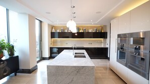 Apartment, Multiple Beds | Private kitchen - Captivating 4-bed Apartment in London (London)