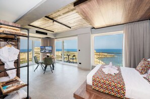 1 bedroom, desk, free WiFi - Salini Suites  Luxury Studio Apartments With Sea View and Bath (Iż-Żebbuġ)