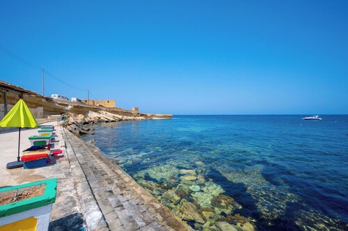 Salini Suites Luxury Accommodation with Terrace 401