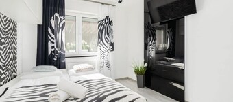 Comfortable Apartment with Garden | Private Parking