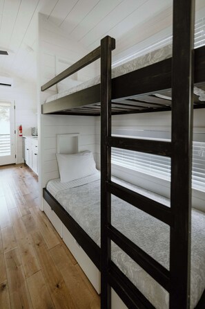 1 dormitori, wifi i roba de llit 