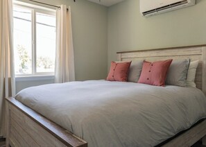 2 bedrooms, iron/ironing board