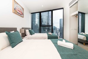 2 bedrooms, WiFi, bed sheets - Homely Urban Oasis(2BR2B3Beds+View+WWS@GF) (Southbank)