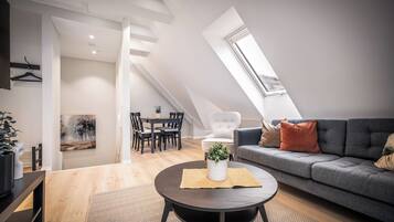 Huoneisto, 2 makuuhuonetta | Oleskelualue | Taulutelevisio