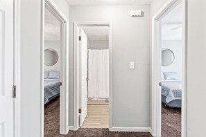 House, Multiple Beds, Kitchen, Garden View | Interior