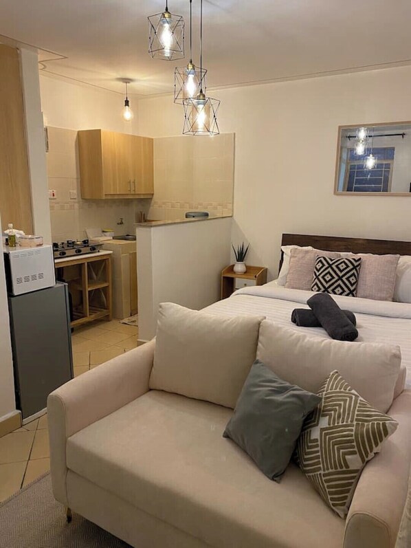 1 bedroom, iron/ironing board, free WiFi, bed sheets