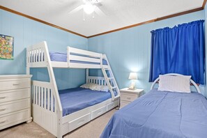 2 camere, ferro/asse da stiro, accesso a Internet