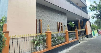 Hotel O Wisma Nusantara Near SD GMIM Wiau Lapi