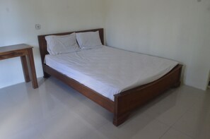 Standard Double Room | Desk, laptop workspace, soundproofing, free WiFi - Hotel O Wisma Nusantara Near SD GMIM Wiau Lapi (Sulta)