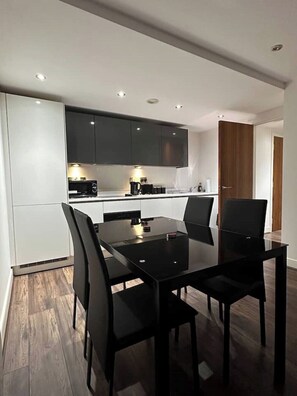 Dining - Apartment in West Midlands (Birmingham)