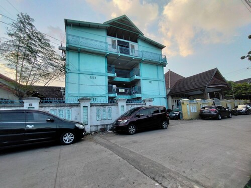 Hotel O Losmen Bahalap Syariah MarabahanNearSiring Marabahan (Ulek Barito)