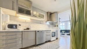 Apartamento, 4 habitaciones, fumadores, balcón | Interior