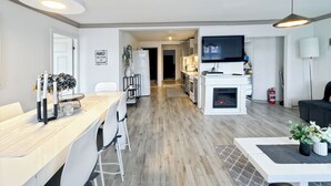 Apartamento, 4 habitaciones, fumadores, balcón | Sala de estar