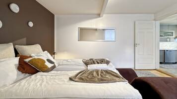 Apartment, 4 Schlafzimmer, Raucher, Balkon | 5 Schlafzimmer