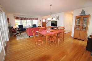 Dining - Water View Home With Great Screen Porch (2317) (Cotuit)