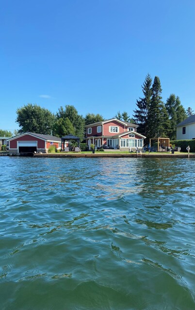 La maison de Chloé sur le lac