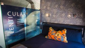 Habitación Business | Sábanas de algodón egipcio y ropa de cama de alta calidad