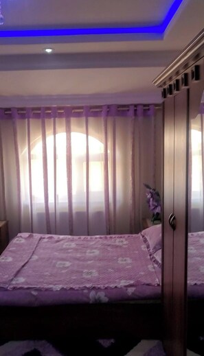 2 Schlafzimmer, Bettwäsche