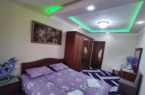 2 bedrooms, bed sheets