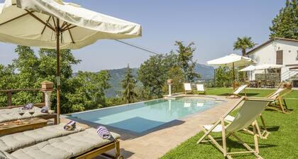 Casa Aurora in Genova