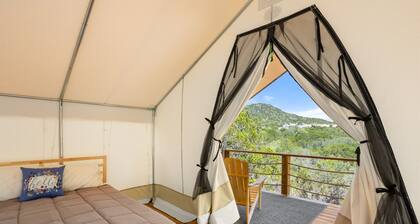 Soft Lights, Cozy Rest, and Open Night Skies