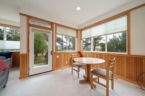 Dining - 1 block to beach, fireplace, large kitchen, duplex-Valentine's House MCA#525 (Manzanita)