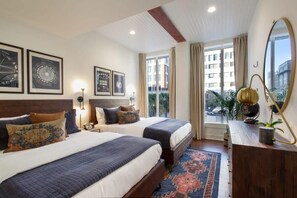 3 Schlafzimmer, Schreibtisch, Bügeleisen/Bügelbrett, Reisekinderbett