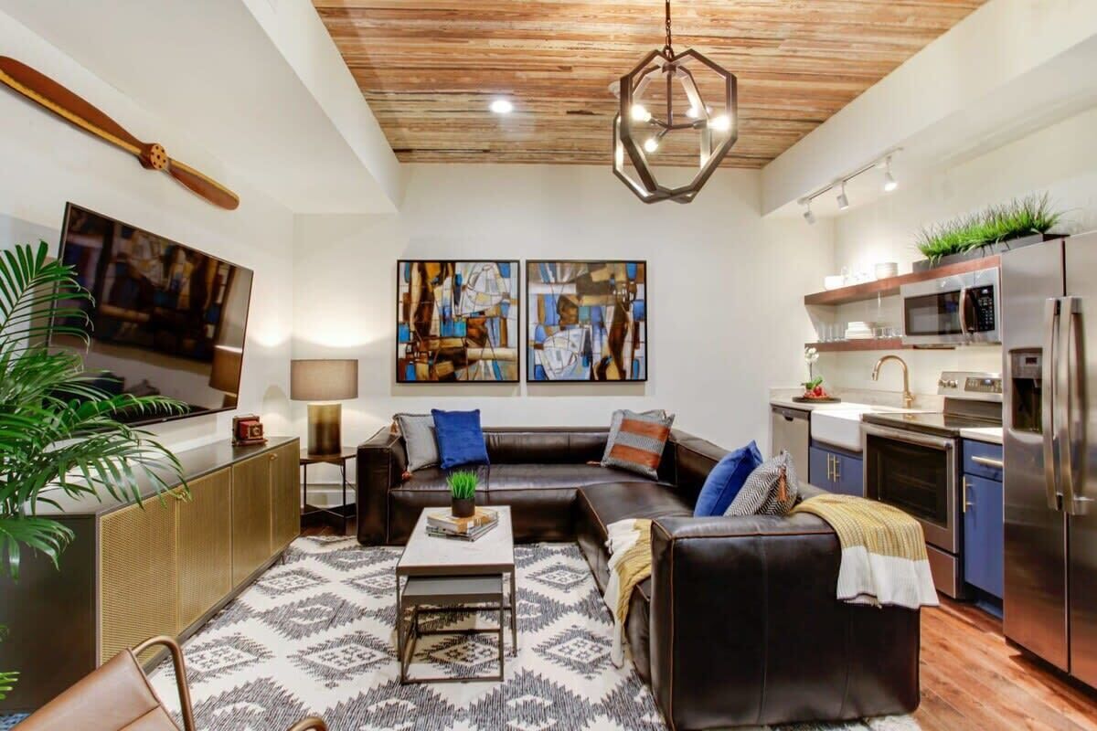 Televisio, työhuone