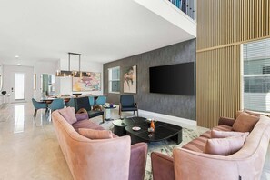 Interior - The Magnificent | Heart of International Drive - enjoy PVT pool, huge BRs, more (Orlando)