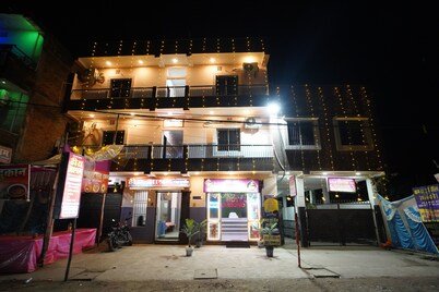 Hotel Diamond Inn