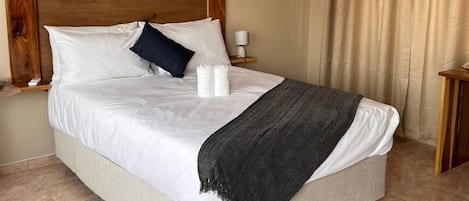 Double Room | Desk, laptop workspace, soundproofing, free WiFi