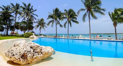 Beachfront Paradise 2 BR in Puerto Aventuras