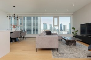 公寓, 3 间卧室, 双浴室 | 客厅