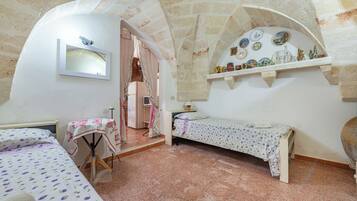 Villa Familiale, 3 chambres, 2 salles de bains (Carbone Country House Oria)