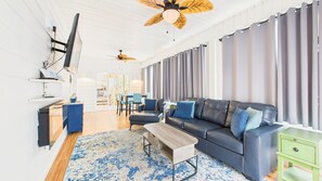 Televisión y chimenea 