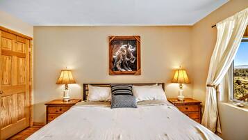 4 Schlafzimmer, Reisekinderbett, kostenloses WLAN, BettwÀsche