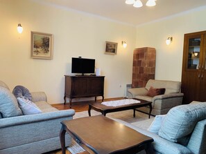 Elite Apartment | Living area