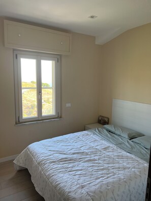 3 bedrooms, desk, iron/ironing board, free WiFi - The perfect place for your dream holiday (Lucerta)