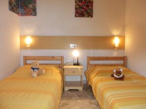 4 bedrooms - Charming Seaside Villa With Garden (San Michele al Tagliamento)