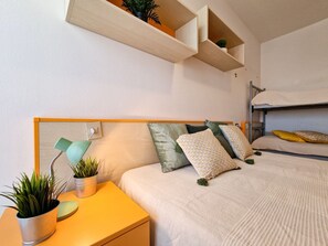 Apartment, 2 Schlafzimmer, Balkon, Meerblick | 3 Schlafzimmer