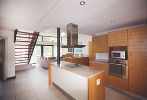 Apartment, 3 Schlafzimmer, Balkon, Gartenblick | Innenbereich
